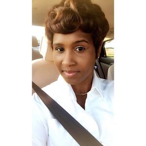 Meet your Posher, Candace